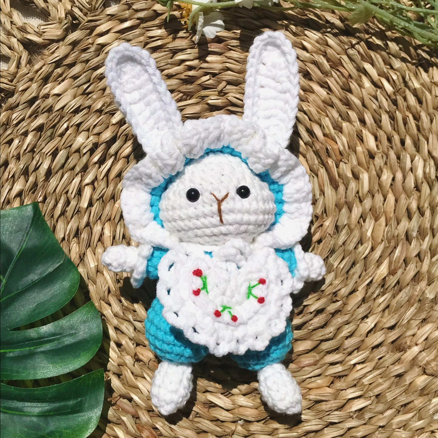 Handmade Crochet Bunny Keychains, Cute Crochet Animal Charms, Unique Crochet Gift, Kawaii Crochet Accessories, Artisan Crochet Keychains