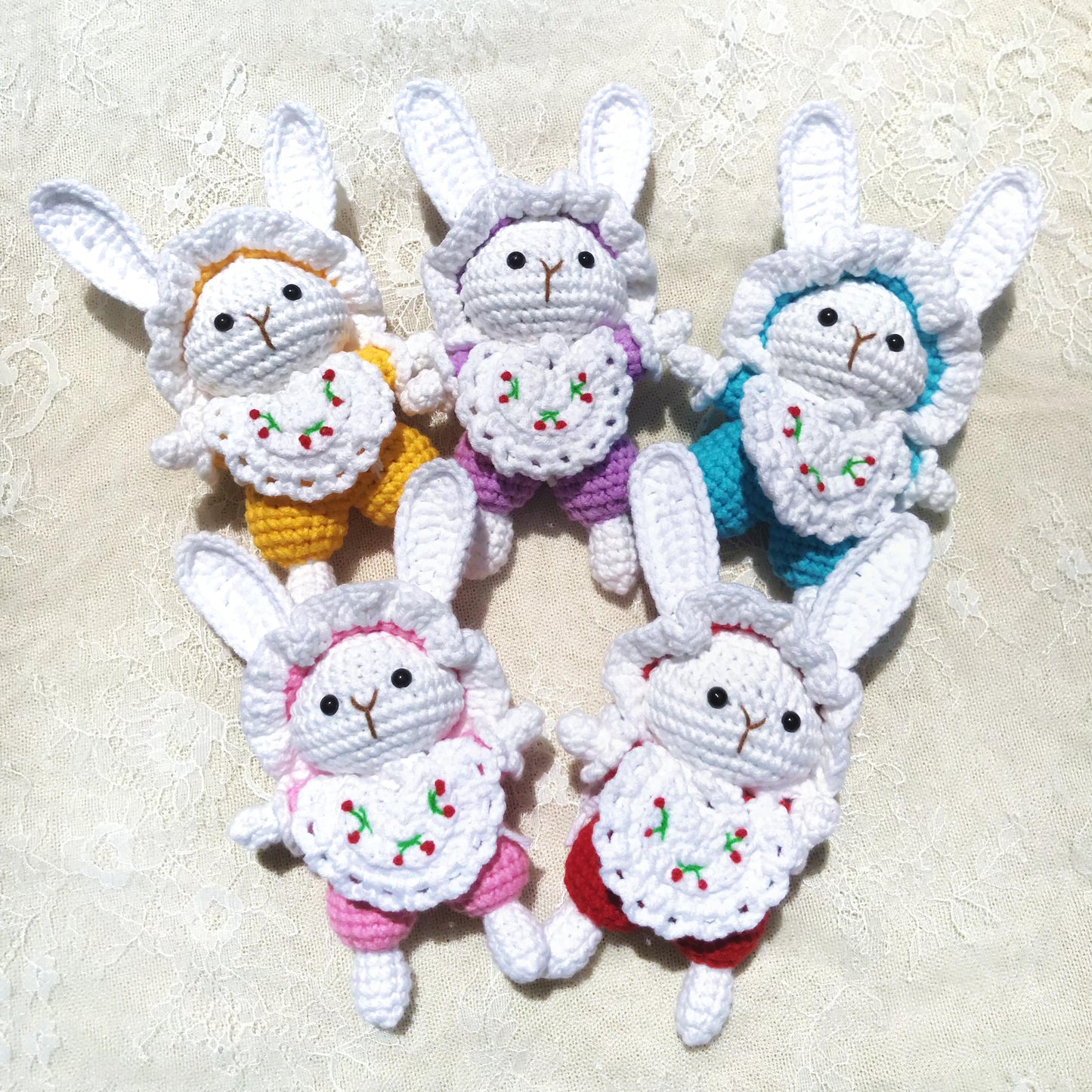 Handmade Crochet Bunny Keychains, Cute Crochet Animal Charms, Unique Crochet Gift, Kawaii Crochet Accessories, Artisan Crochet Keychains