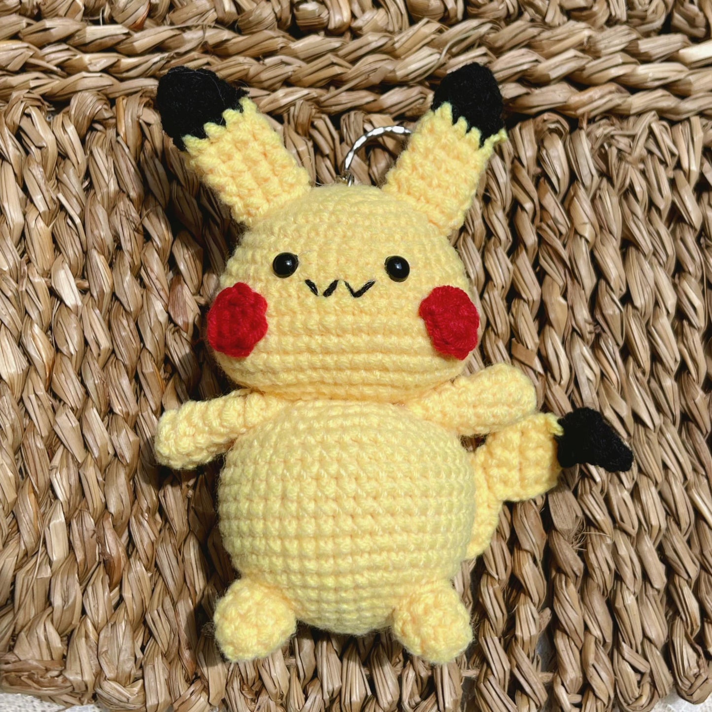 Handmade Crochet Character Keychains, Cute Crochet Animal Charms, Unique Crochet Gift, Kawaii Crochet Accessories, Artisan Crochet Keychains
