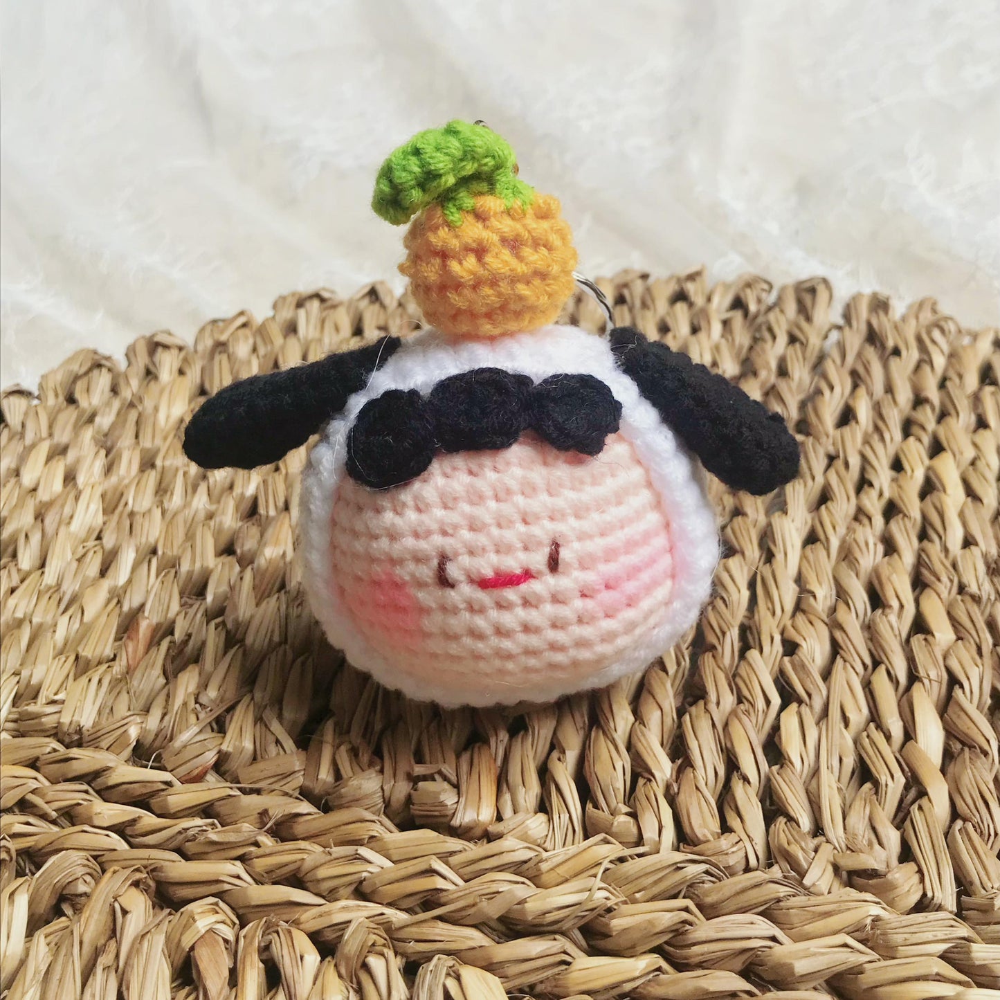 Handmade Crochet Character Keychains, Cute Crochet Charms, Unique Crochet Gift, Kawaii Crochet Accessories, Artisan Crochet Keychains
