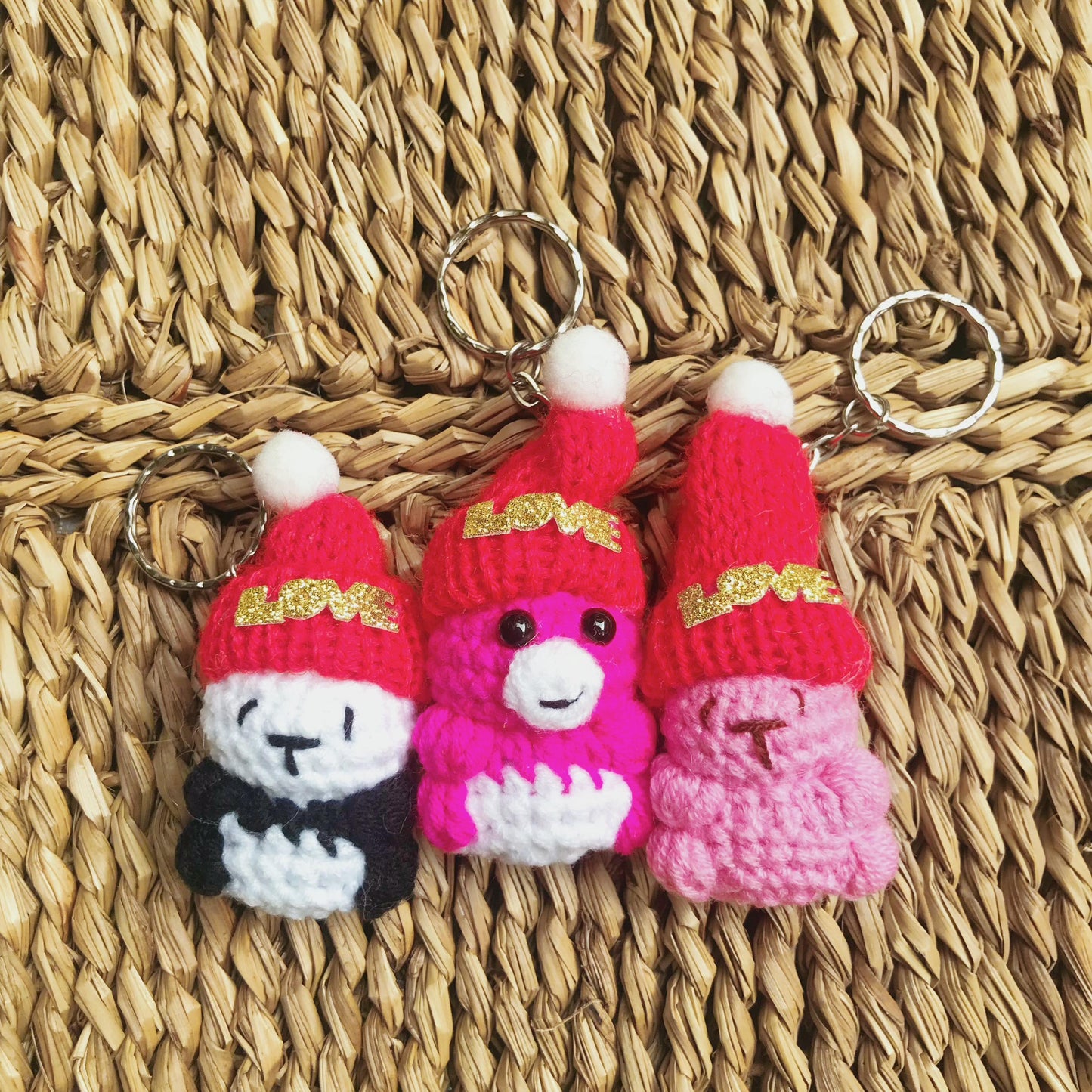 Handmade Crochet Character Keychains, Cute Crochet Charms, Unique Crochet Gift, Kawaii Crochet Accessories, Artisan Crochet Keychains