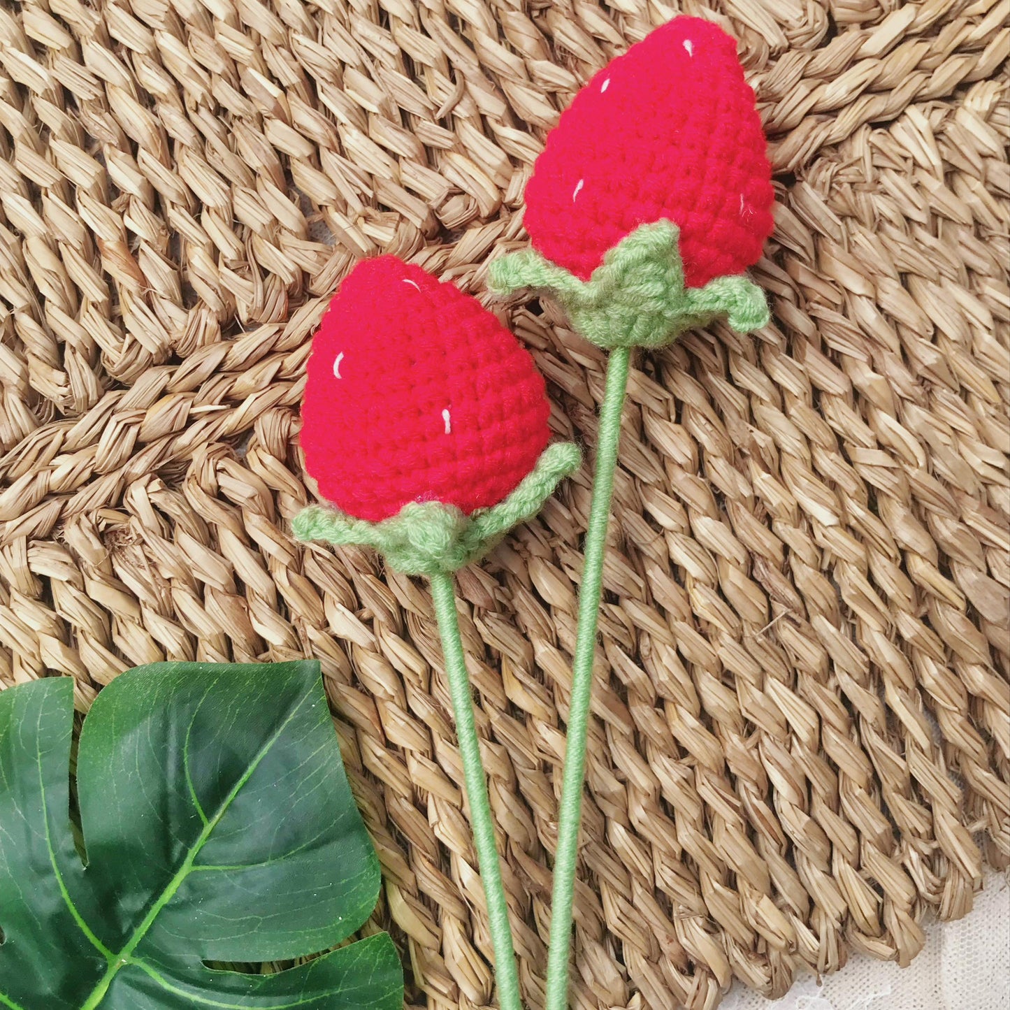 Handmade Crochet Strawberry Bouquet, Fruity Floral Decor, Unique Crochet Gift, Spring Home Decor, Artisan Crochet Flowers
