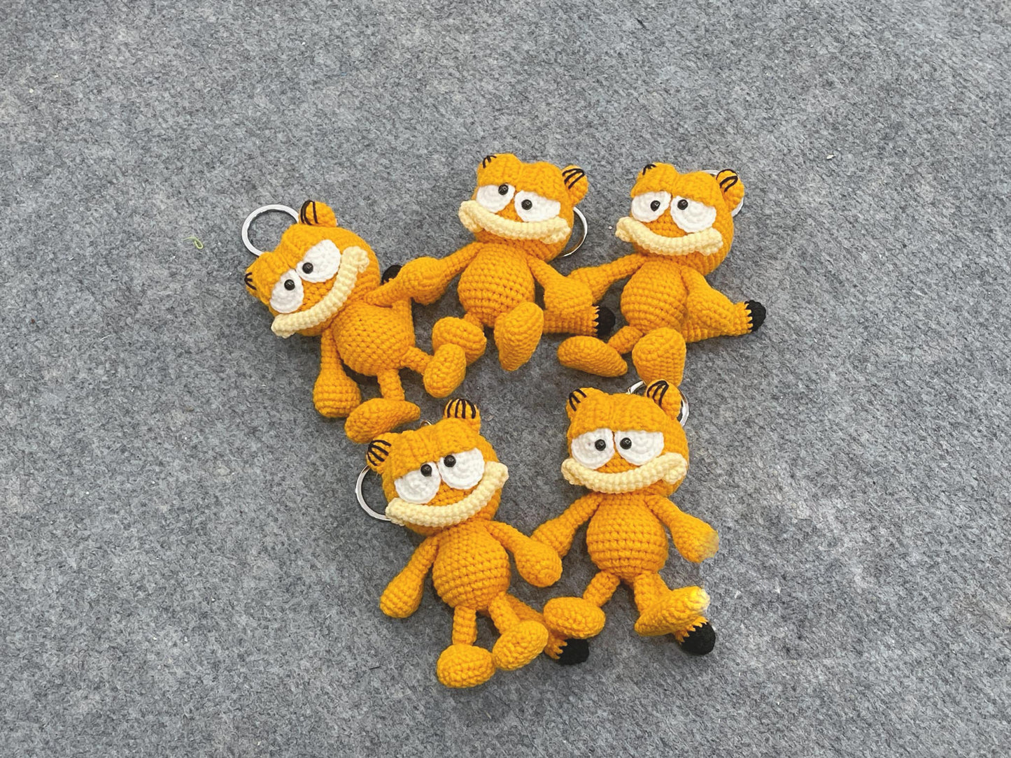 Handmade Crochet Garfield Keychains, Cute Crochet Animal Charms, Unique Crochet Gift, Kawaii Crochet Accessories, Artisan Crochet Keychains