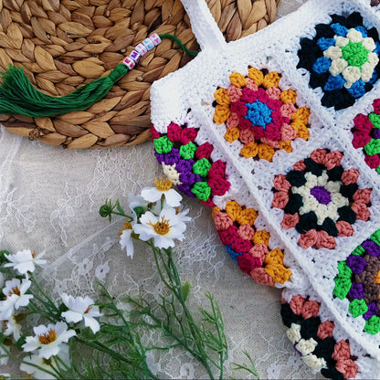 Handmade Crochet Granny Square Bags, Colorful Boho Tote Bags, Unique Crochet Market Bags, Vibrant Crochet Handbags, Artisan Crochet Fashion