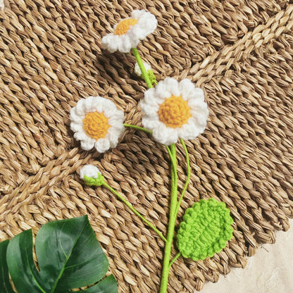 Handmade Crochet Daisy Bouquet, Cheerful Floral Decor, Unique Crochet Gift, Sunny Home Decor, Artisan Crochet Flowers