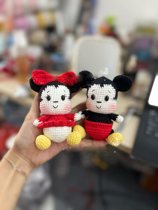 Crochet Mickey and Minnie Mouse Dolls, Handmade Mickey and Minnie Figurines, Unique Crochet Gift, Cute Crochet Dolls, Artisan Crochet Dolls