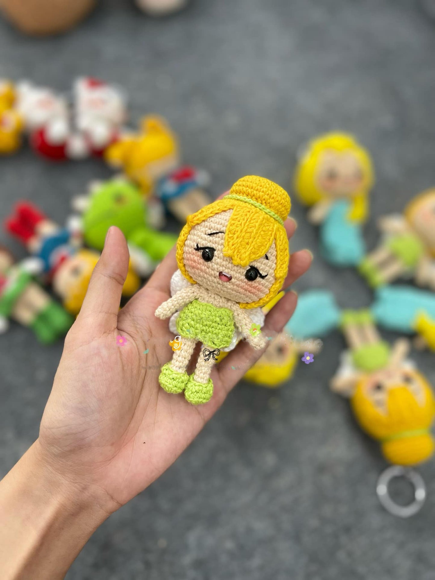 Handmade Crochet Tinkerbell Keychain, Cute Crochet Fairy Charm, Unique Crochet Gift, Kawaii Crochet Accessory, Artisan Crochet Keychain